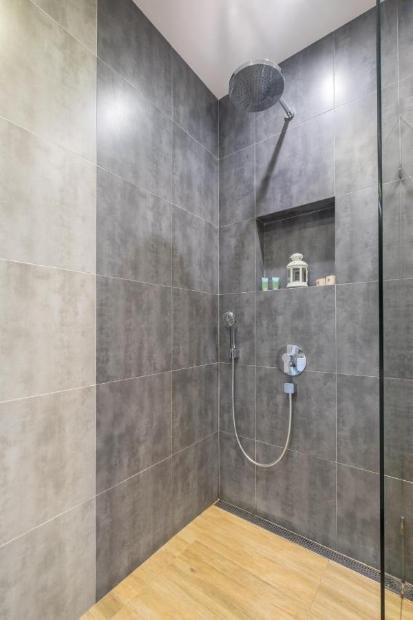 Artistic & Spacious 2Bd Central Apt By Flat Mаnager Sofia Bagian luar foto