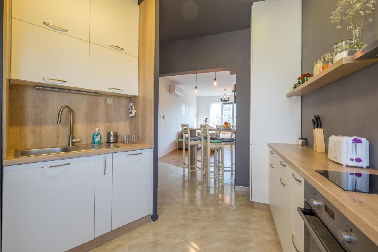 Artistic & Spacious 2Bd Central Apt By Flat Mаnager Sofia Bagian luar foto