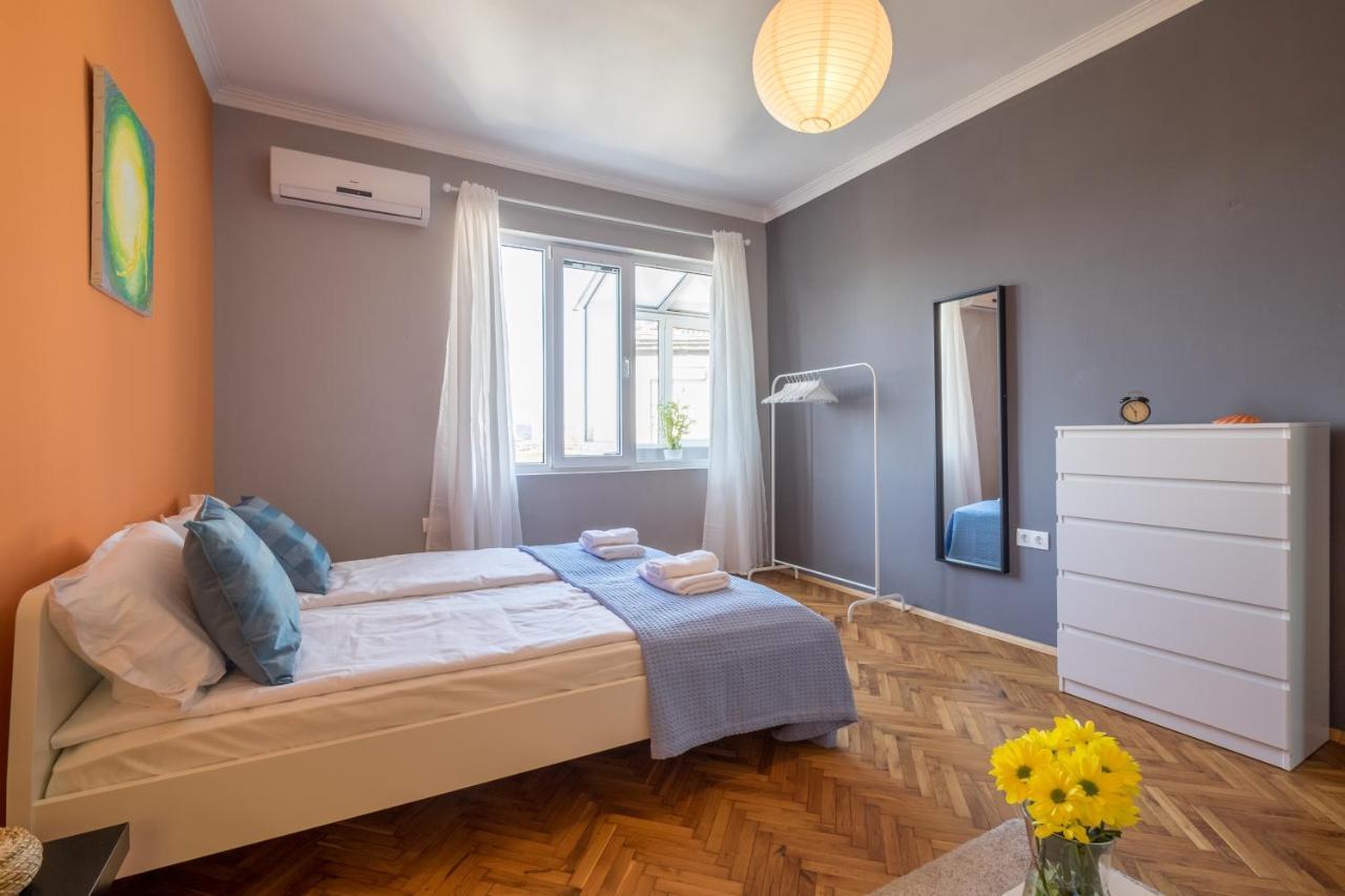Artistic & Spacious 2Bd Central Apt By Flat Mаnager Sofia Bagian luar foto